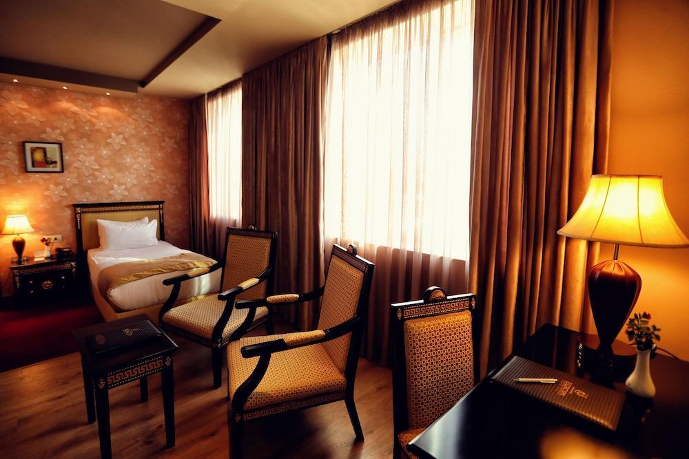 Grand Hotel Europa Shkodër Exteriér fotografie